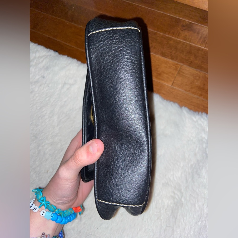 CHAPS MINI SHOULDER BAG - Picture 8 of 8